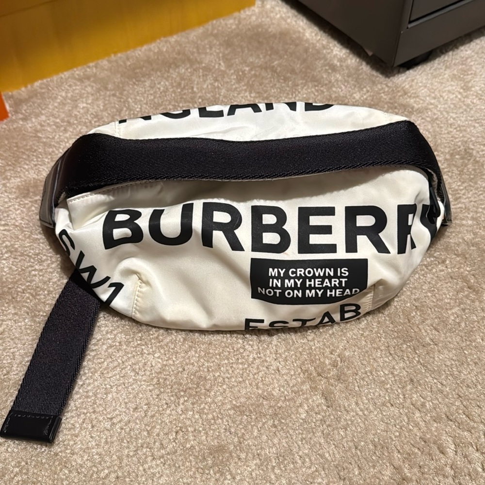 Burberry  White Nylon Belt Bag Black